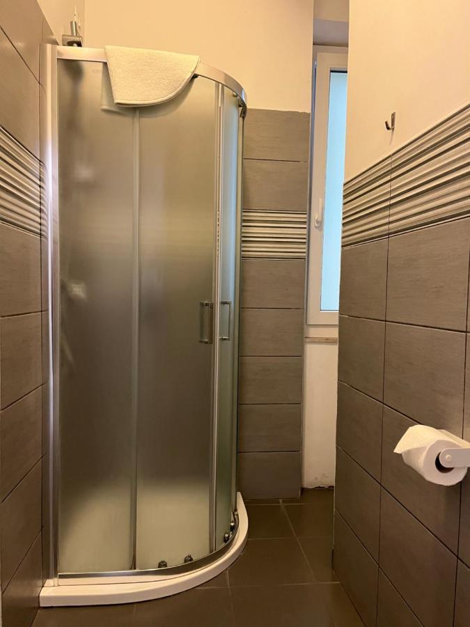 Il Guasco Rooms อังโกนา ภายนอก รูปภาพ